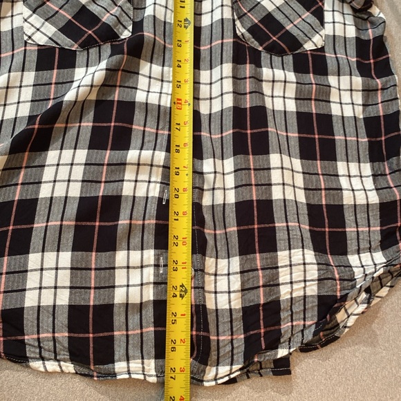 Jachs Girlfriend - plaid button down shirt. Size L - Picture 7 of 7